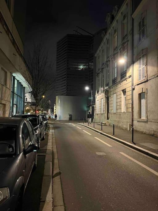 L'Atypique D'Orleans Appartement Buitenkant foto